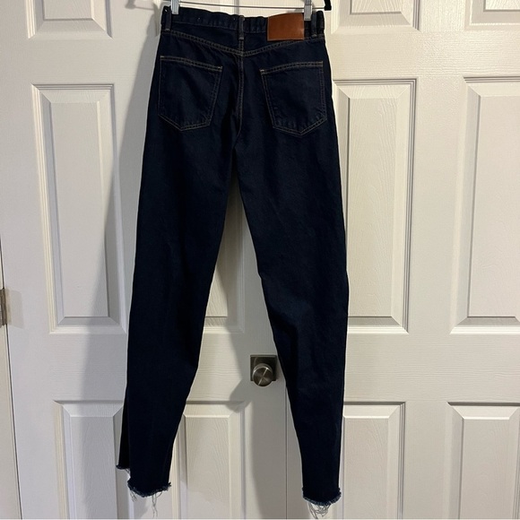 ZARA “The New Daddy” Darkwash High Waisted Jeans Size 6 - Picture 9 of 9